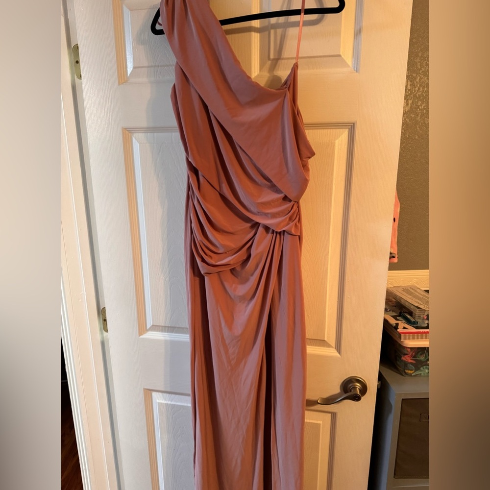 Windsor dusty rose colored dress size large, worn once